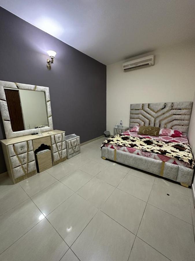 Standard With Common Washroom Gasthuis Dubai